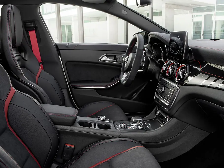 Mercedes-AMG CLA 45 (2016) Mercedes-AMG CLA 45 (2016)