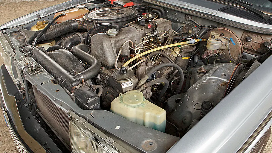 Der Motor des Mercedes 300 TD