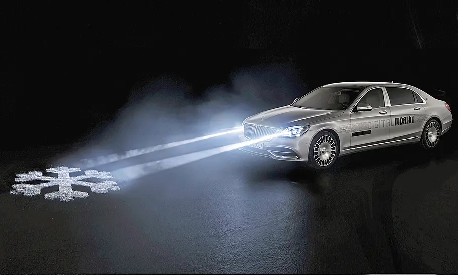 Mercedes Digital Light