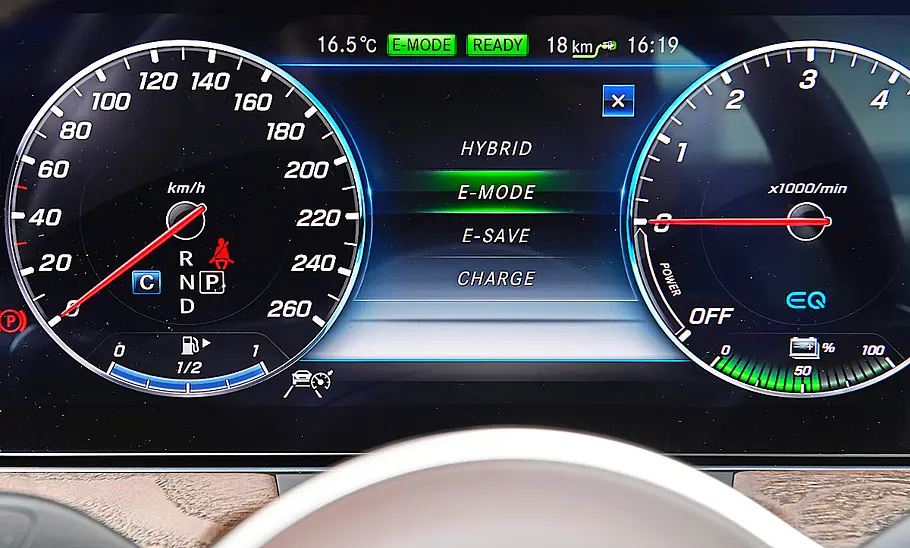 Mercedes E 300 de: Diesel-Hybrid im Test Mercedes E 300 de: Diesel-Hybrid im Test