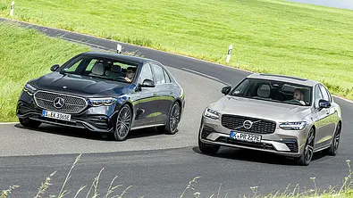 Mercedes E 400 e/Volvo S90 Recharge T8 AWD - Foto: Frank Ratering