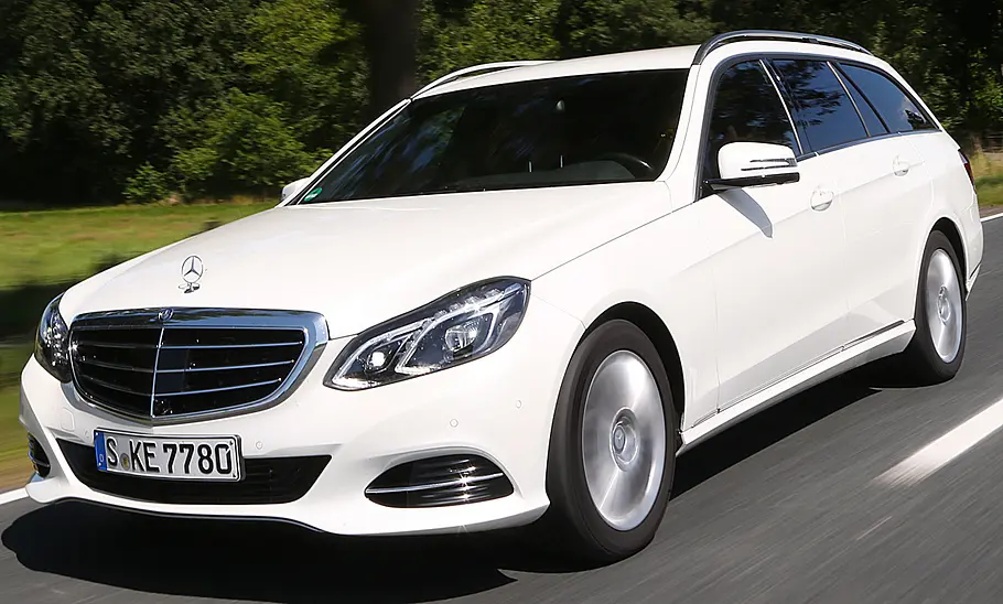 Mercedes E220 Blue Tech T-Modell (2015) Mercedes E220 Blue Tech T-Modell (2015)