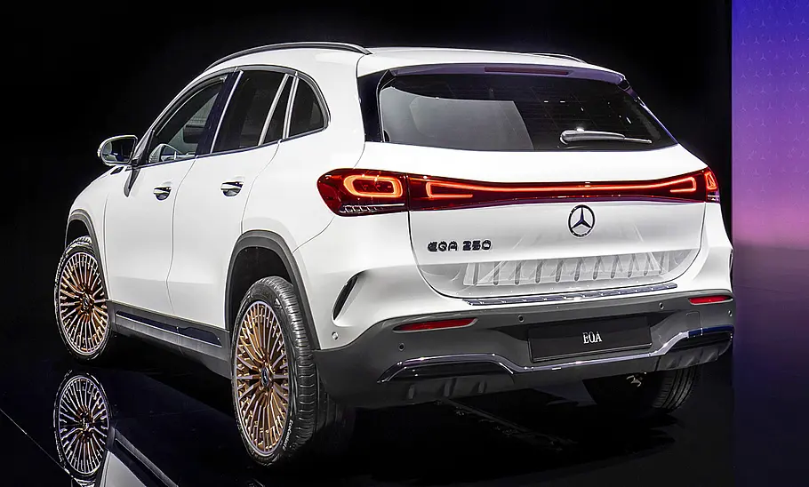 Mercedes EQA (2021)