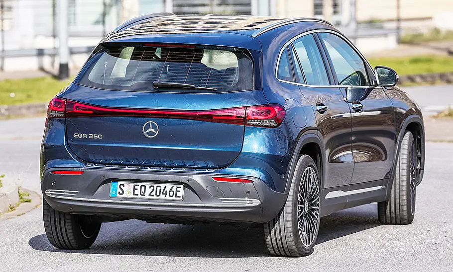 Mercedes EQA 250