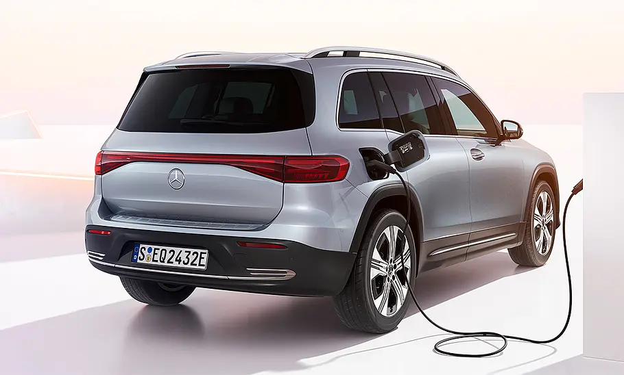 Mercedes EQB Facelift (2024) Mercedes EQB Facelift (2024)
