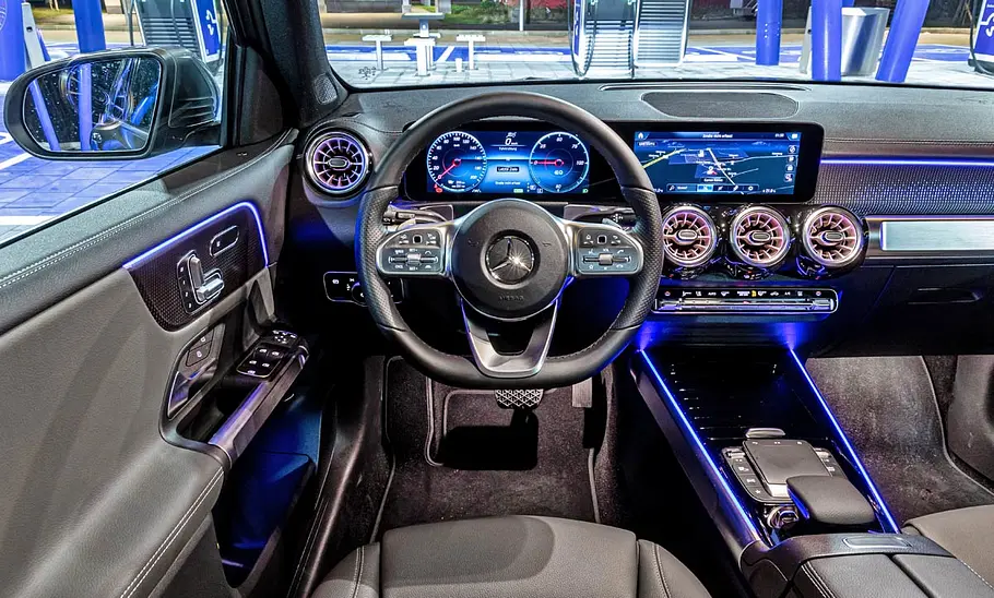 Mercedes EQB