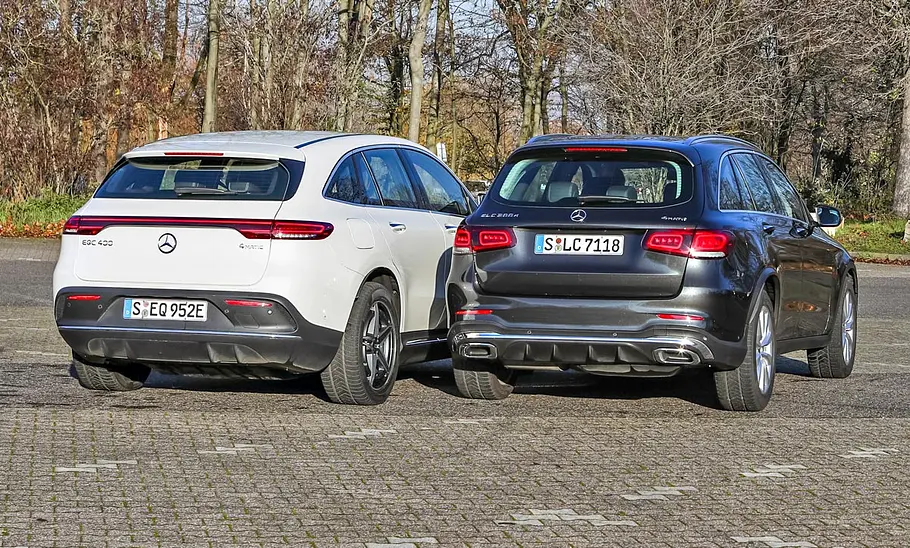 Mercedes EQC 400 4Matic/Mercedes GLC 300 d 4Matic