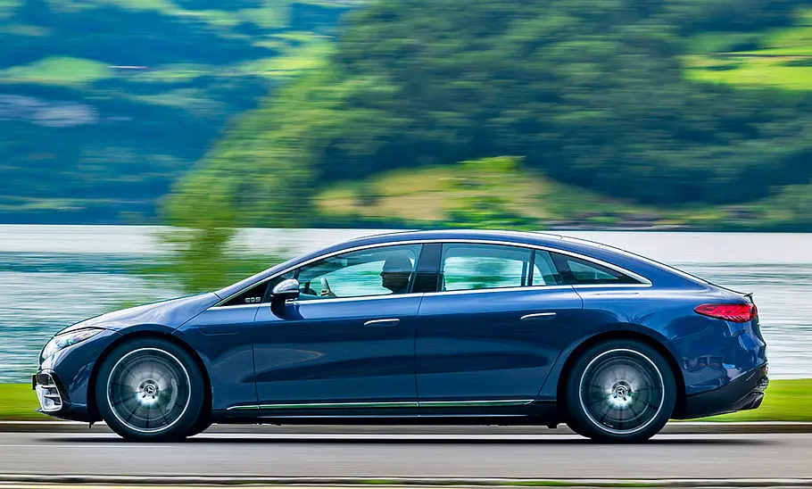 Mercedes EQS (2021)