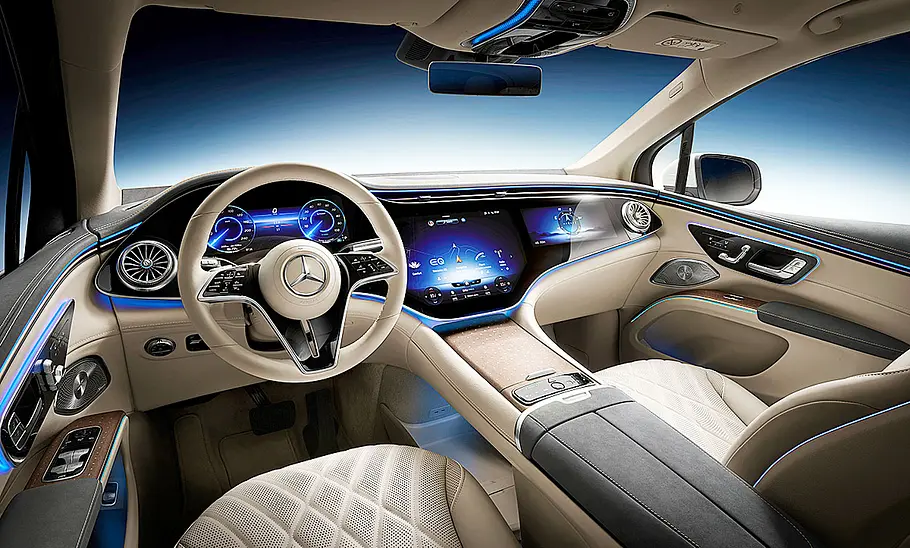 Mercedes EQS SUV (2022); Cockpit