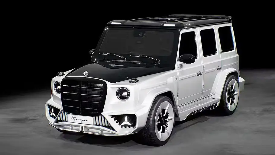 Mercedes G M Monogramm der MetaGarage Mercedes G M Monogramm der MetaGarage in schwarz und weiß, fotografiert von schräg vorne.