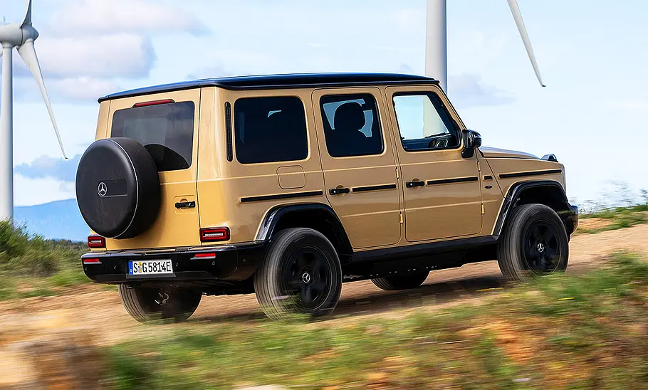 Mercedes G 580 EQ; Außenansicht; fahrend; Geländewagen; Heckansicht