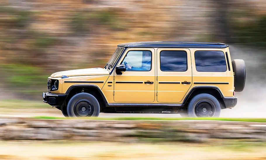 Mercedes G 580 EQ; Außenansicht; fahrend; Geländewagen; Profilansicht