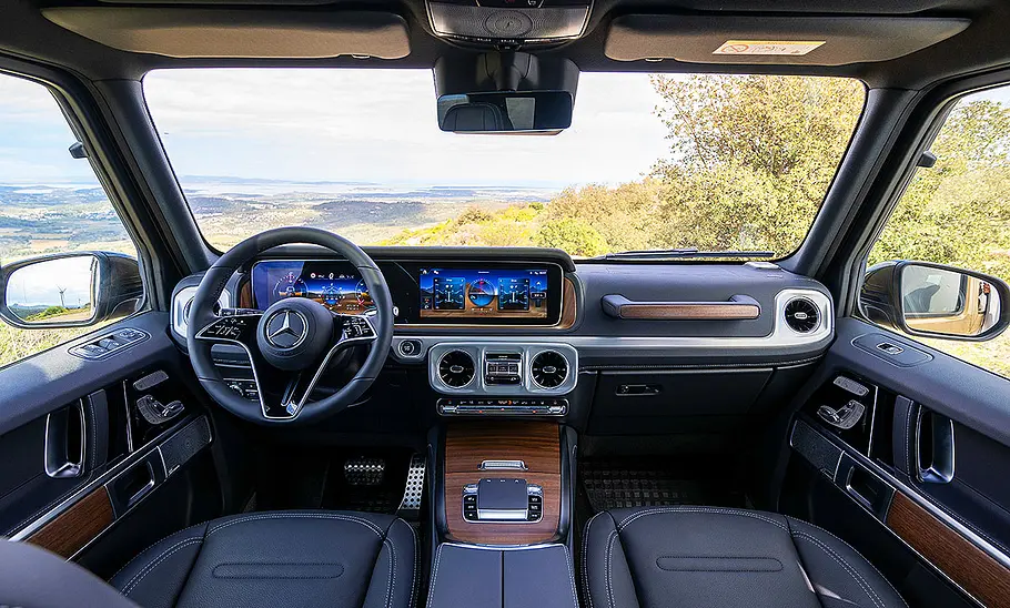 Mercedes G 580 EQ; Innenraum; Innenansicht; Interieur; Cockpit; Armaturen; Lenkrad
