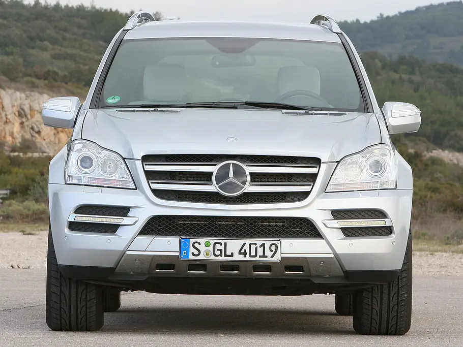 Mercedes GL 450 CDI 4MATIC Front