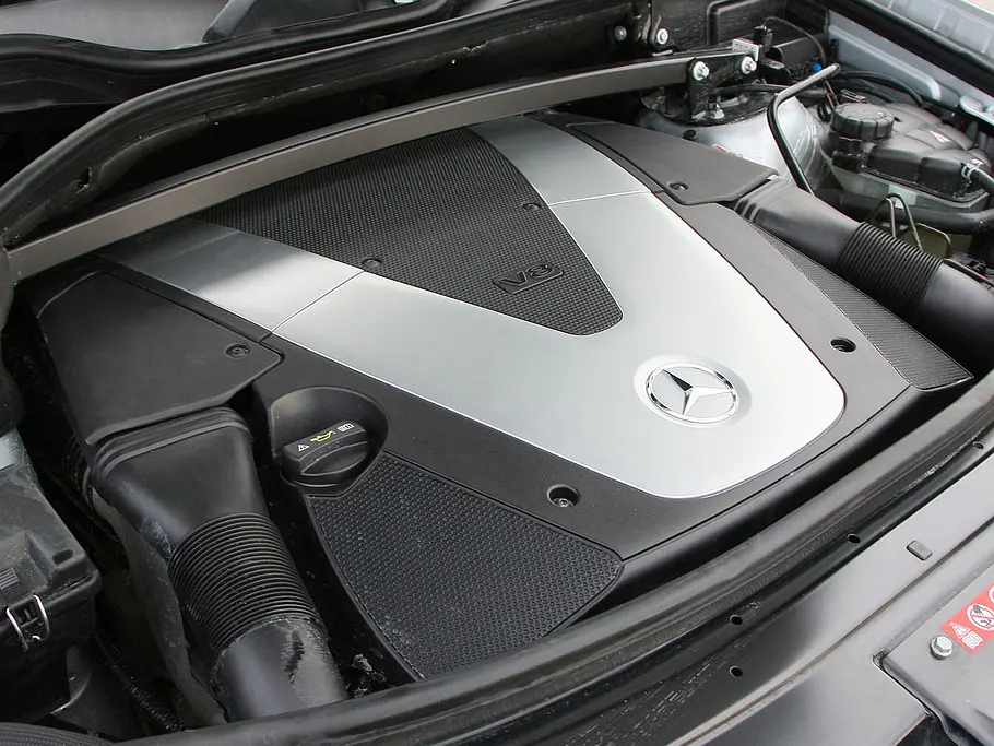 Mercedes GL 450 CDI 4MATIC Motorraum