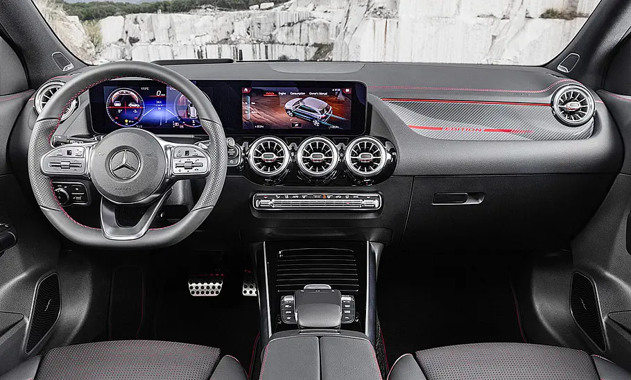 Mercedes GLA (2020) Mercedes GLA (2020)