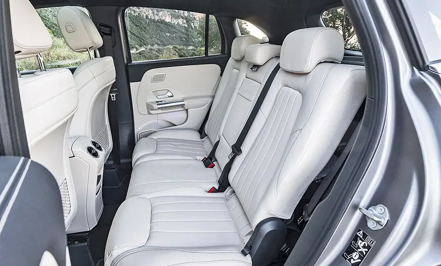 Mercedes GLA 220 d 4Matic Mercedes GLA 220 d 4Matic