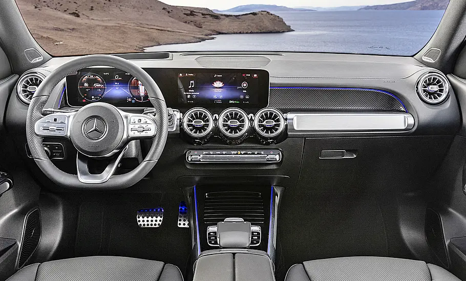 Mercedes GLB (2019) Mercedes GLB (2019)