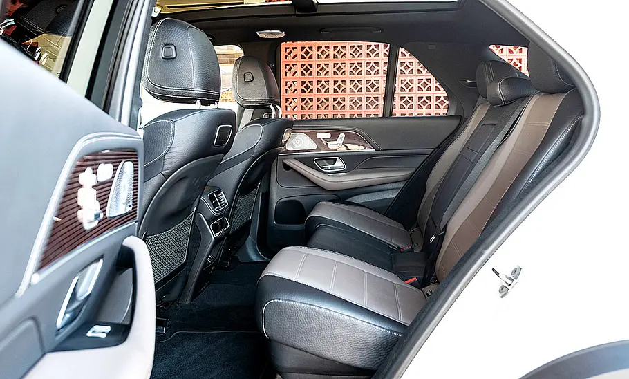Mercedes GLE (2018) Mercedes GLE (2018)