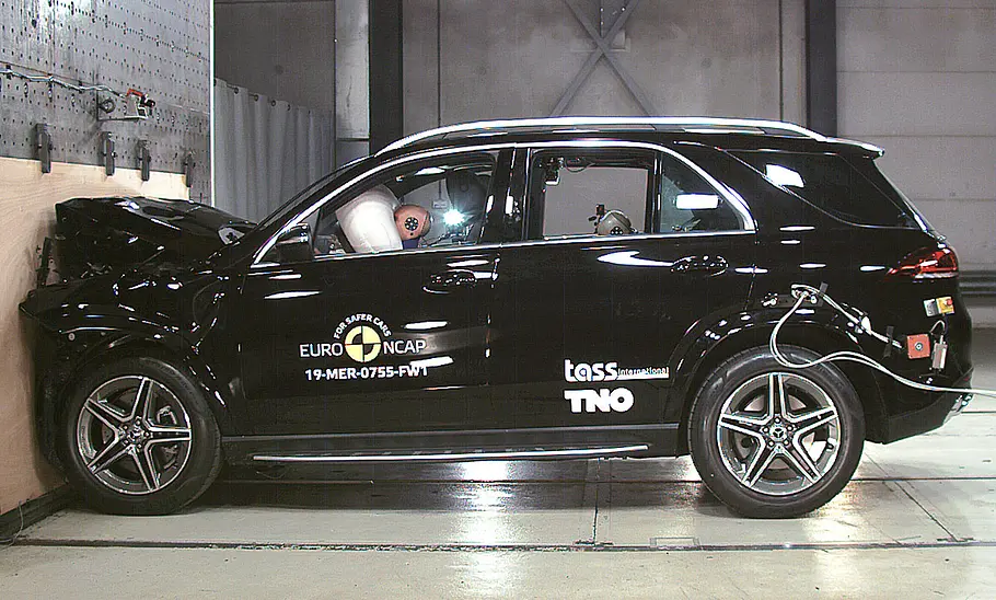 Mercedes GLE (2018) Mercedes GLE (2018)