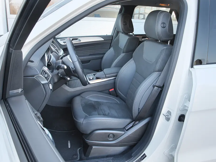 Mercedes ML 250 CDI BlueTEC 4MATIC Mercedes ML 250 CDI BlueTEC 4MATIC - Sitze