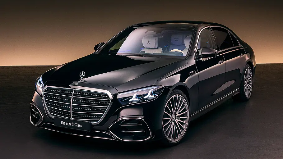 Mercedes S-Klasse Facelift Blick von schräg vorne auf das Mercedes S-Klasse Facelift (2026).
