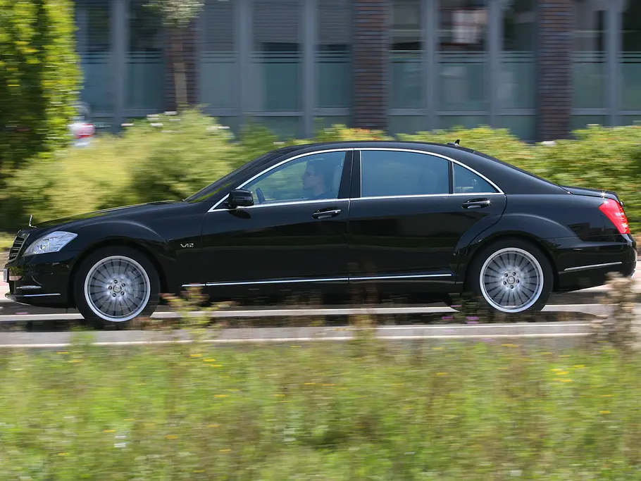 Mercedes S 600 Lang Mercedes S 600 Lang - Seitenansicht