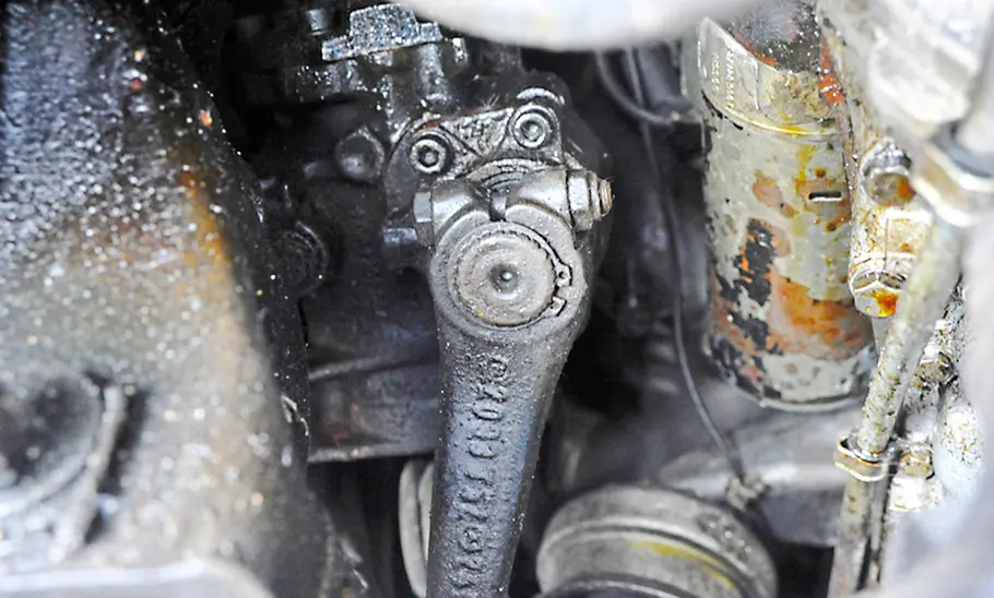 Das Lenkgetriebe des Mercedes S124.