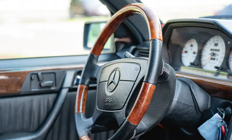 Mercedes 300 TE AMG: Mercedes 300 TE AMG: