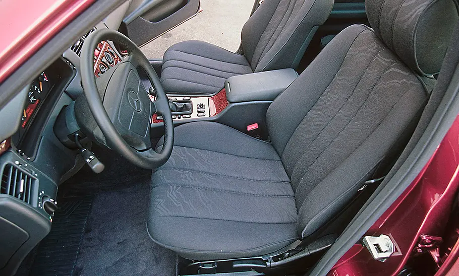 Mercedes W210 Vordersitze