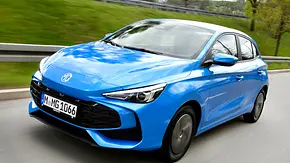 MG3 Hybrid+ (2024); fahrend, schräg vorne - Foto: MG