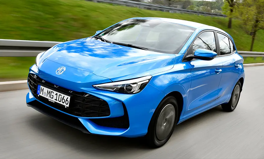 MG3 Hybrid+ (2024); fahrend, schräg vorne