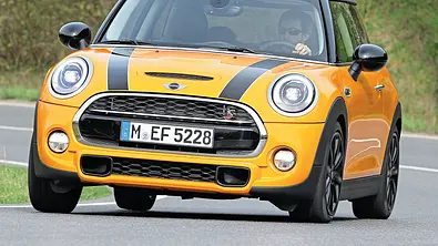 Mini Cooper S 2014 F56 Test