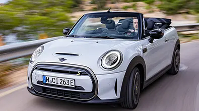Mini Cooper SE Cabrio (2023) - Foto: Mini
