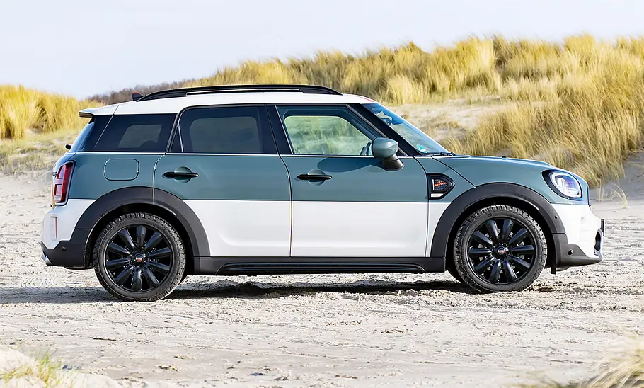 Mini Countryman Uncharted Edition (2023) Mini Countryman Uncharted Edition (2023)