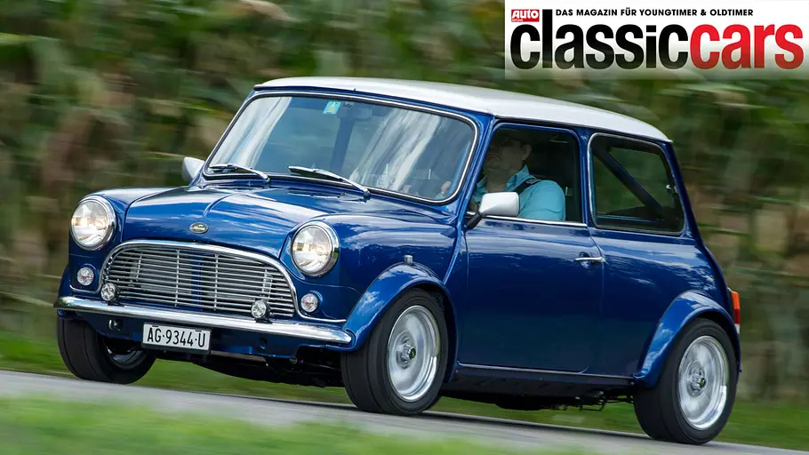 Mini Meanie 2.0 T fahrend von schräg vorne fotografiert. 