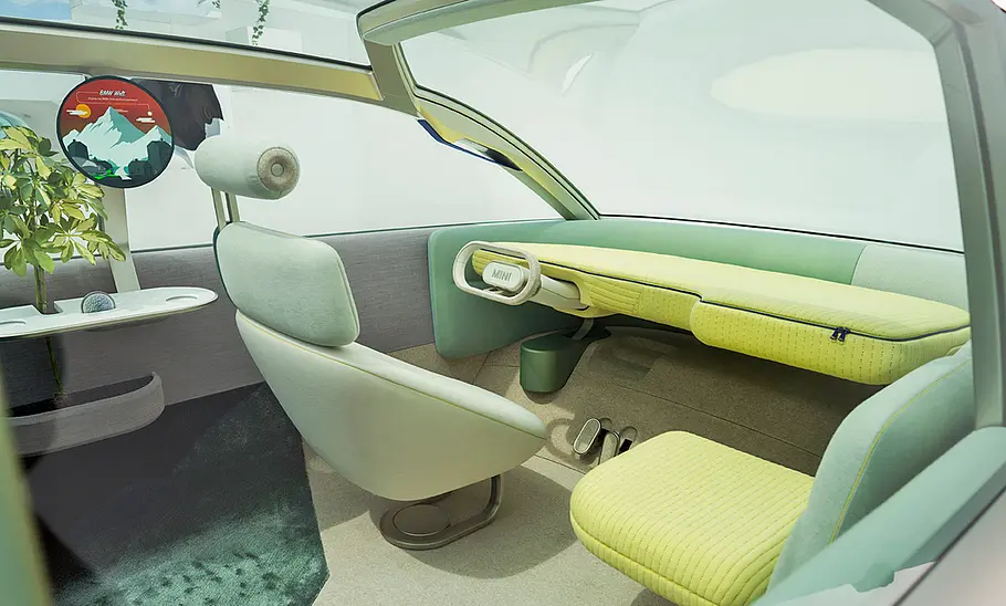 Mini Vision Urbanaut (2020)