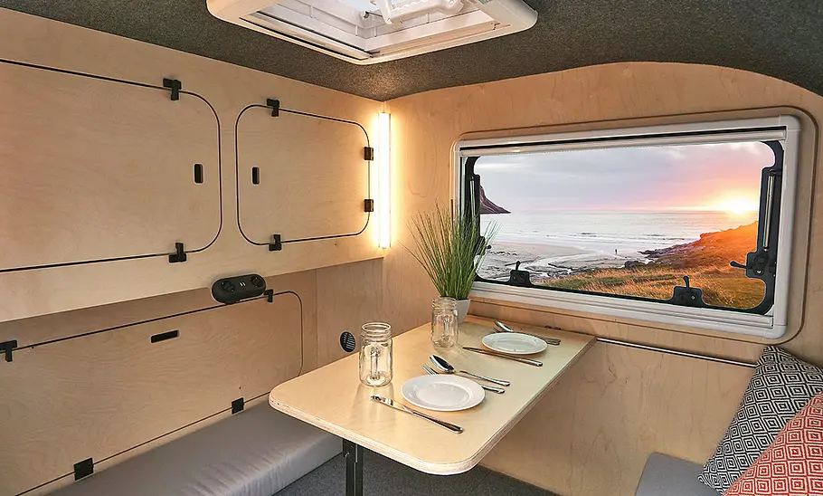 Wohnraum des Miniatouring Mini-Caravan M22 (2026).