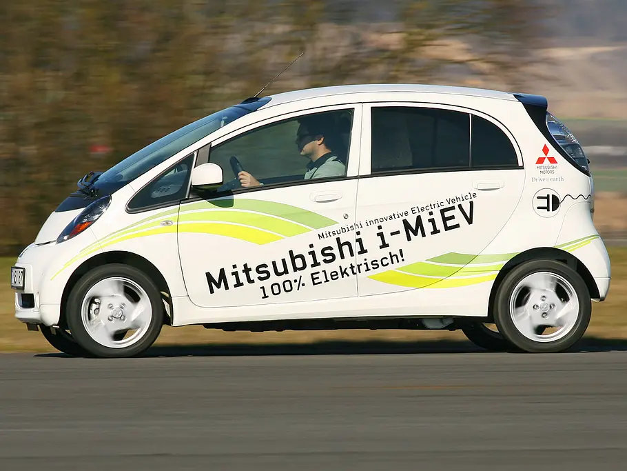 Reichweitentest Elektroautos Mitsubishi i-MiEV Seitenansicht