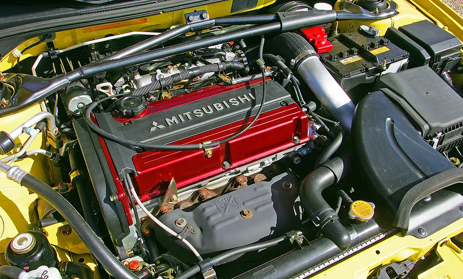 Mitsubishi Lancer Evo VIII Der Motor des Mitsubishi Lancer Evo VIII.