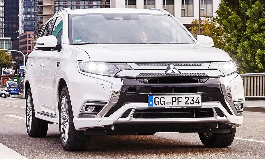 Mitsubishi Outlander PHEV Facelift Mitsubishi Outlander PHEV Facelift