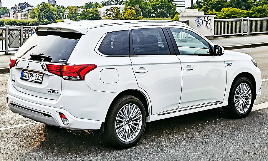 Mitsubishi Outlander PHEV Facelift Mitsubishi Outlander PHEV Facelift