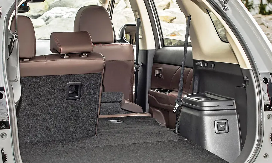 Mitsubishi Outlander (2018)