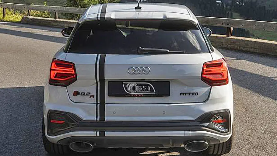 Der Audi SQ2-R von MTM stehend von hinten