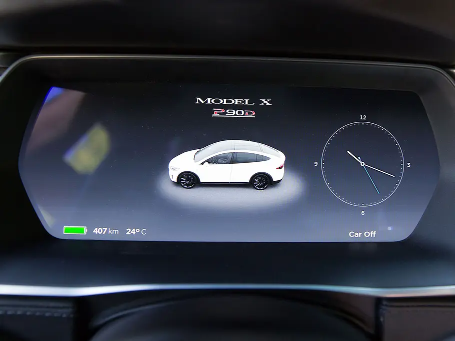Neues Tesla Model X