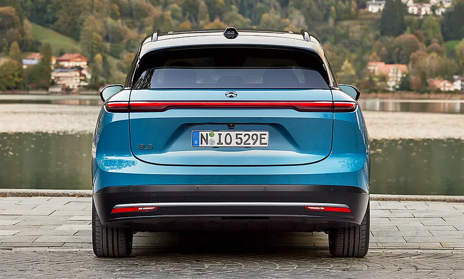 Nio EL6 (2023)