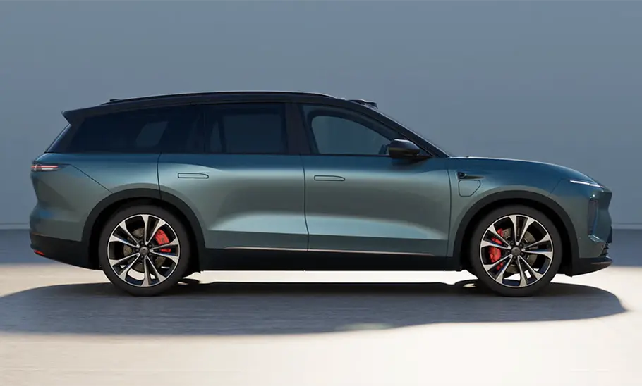 Nio EL8 (2024), stehend von der Seite