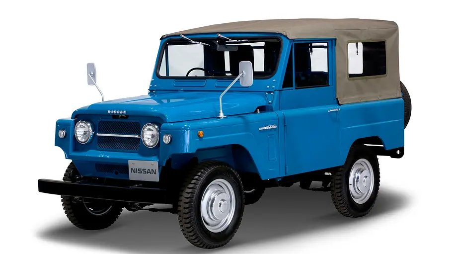 Nissan Patrol statisch von schräg vorne fotografiert. 
