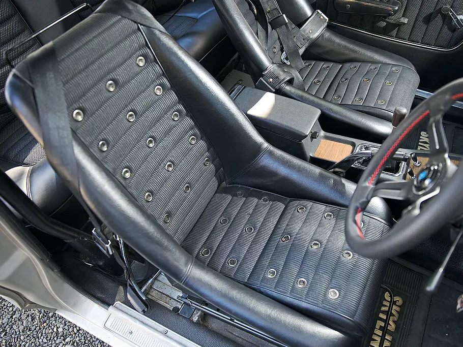 Nissan Skyline GT-R Fahrbericht Bilder technische Daten Sitze