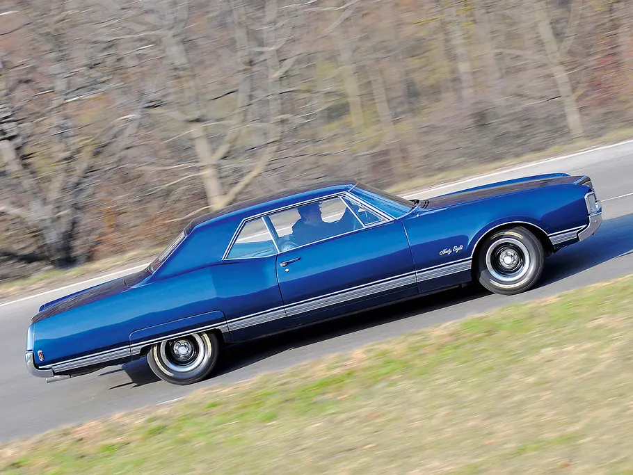Oldsmobile 98 Holiday Hardtop Coupé Oldsmobile 98 Holiday Hardtop Coupe Bilder Fahrbericht Gewicht
